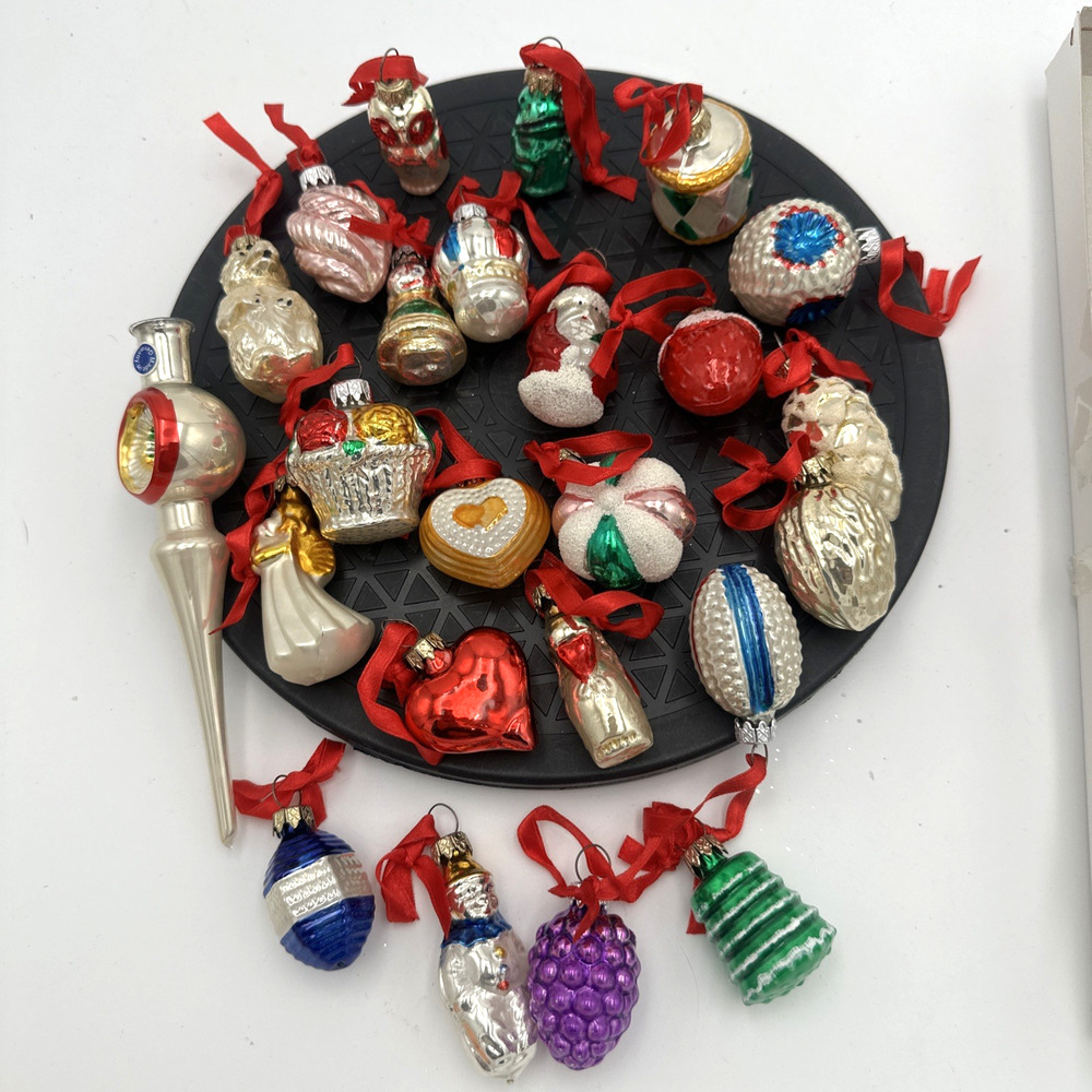 Smithsonian Museum of Art Glass Fruit Christmas Ornaments, Set of 24, New in Box